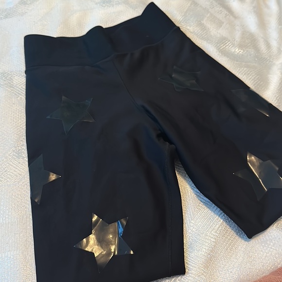 Ultra-core Lux Black Star Leggings | size M | only worn a few times - Picture 5 of 5